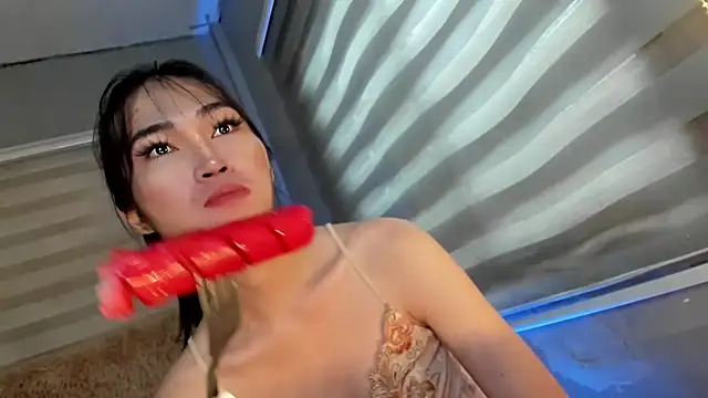 Snapshot of lovelychanel69xx chatting on September 11, 11:38 pm lovelychanel69xx online show from September 11, 11:38 pm