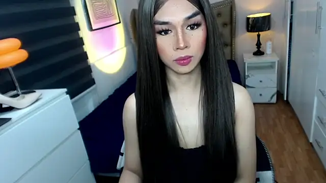 solana imani online show from September 30, 3:17 pm