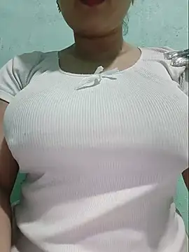 Shiny Babe online show from August 1, 7:43 am