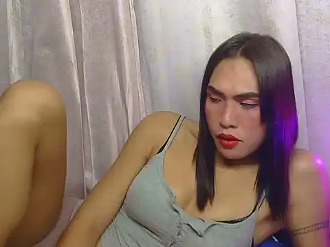 furbbygwapa online show from April 8, 6:37 am