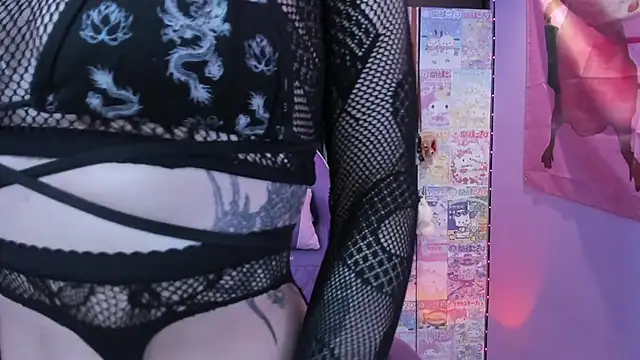 Vero Osb  online show from April 6, 11:17 pm