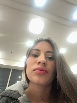 Isabella21  online show from February 4, 12:35 am