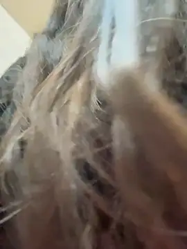 Isabella21  online show from February 11, 12:58 am