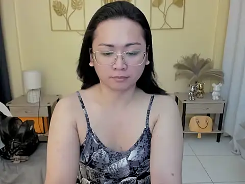 LevyMcGarden69 online show from May 25, 6:07 pm