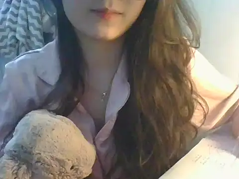 Linzly online show from October 23, 5:08 pm