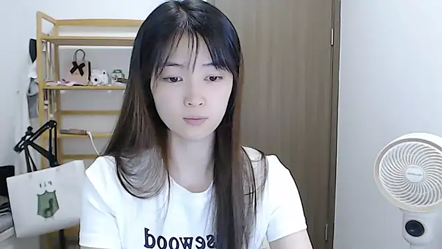 Mimi-cnbaby online show from May 16, 1:21 pm