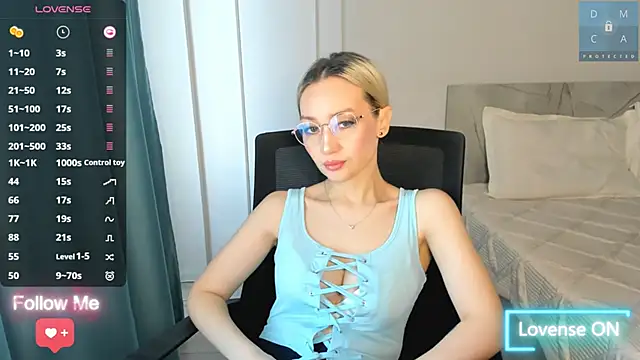 MinaDiamondd online show from October 6, 3:23 am