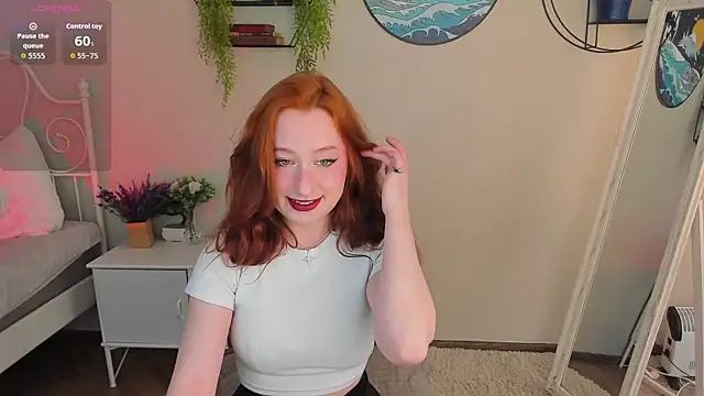 Violet Griffen online show from April 14, 3:12 pm