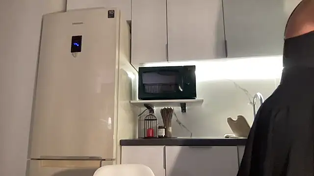 Snapshot of Gidelii chatting on October 18, 3:04 pm Gidelii online show from October 18, 3:04 pm