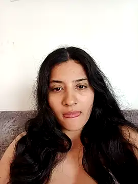 VALENTINA ROUSE  online show from December 14, 5:19 pm