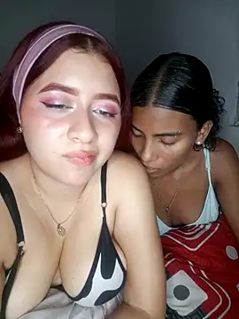 Chloe Sky love online show from April 3, 2:09 am