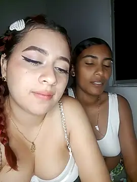 Chloe Sky love online show from December 4, 4:15 am