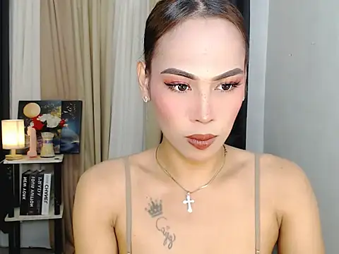 Savanna White online show from November 30, 5:17 pm