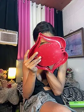 sassylatina online show from July 28, 4:39 pm