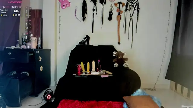 angierot2025 online show from November 14, 6:24 am