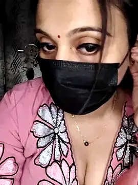 Snapshot of Horny_Shalu chatting on September 17, 6:17 pm Horny Shalu online show from September 17, 6:17 pm