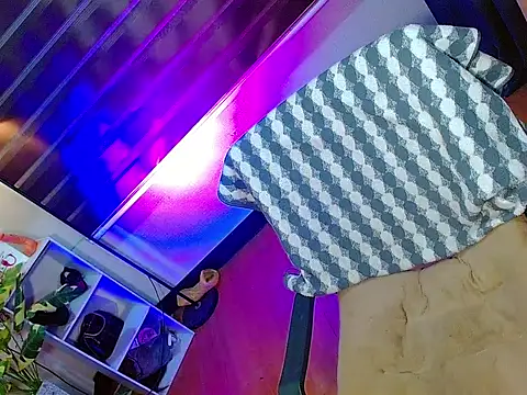 Queen yasii 88 online show from February 8, 2:43 pm