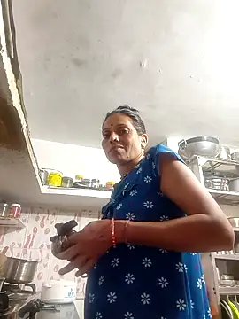 ISHANI-SINGH online show from April 1, 3:31 pm