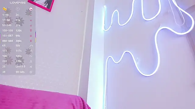 missweetpeach online show from March 15, 10:45 pm