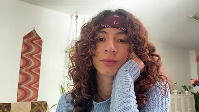 camille delrey online show from May 15, 4:32 pm