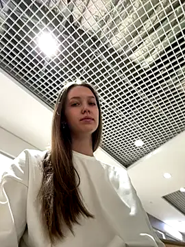 ElliRose online show from November 1, 6:28 am