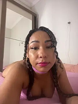 jhennyfer online show from March 11, 4:17 am