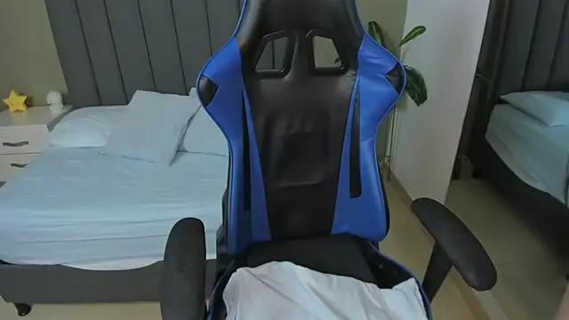 anagil  online show from March 17, 2:10 pm