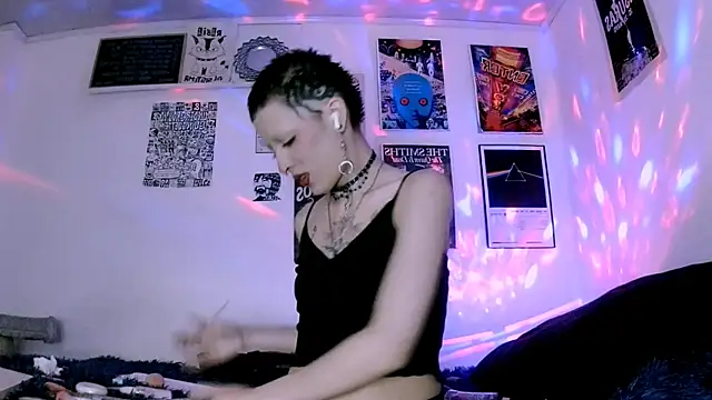 plutonbluemooon333 online show from July 26, 12:40 am