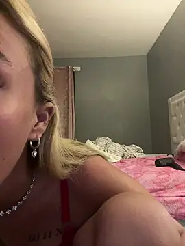 EllieMaeBaby online show from February 21, 9:59 pm