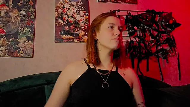 the high priestess online show from April 10, 3:01 am