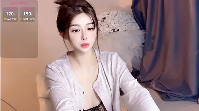 Tina-a online show from November 13, 11:31 am