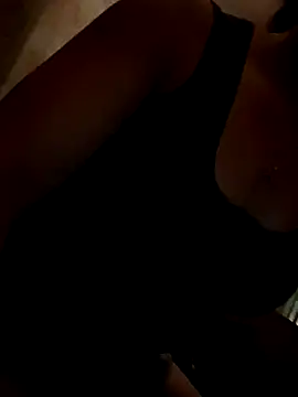 Mery xo online show from December 1, 5:00 am