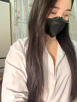 Snapshot of Dior_baby chatting on October 2, 8:08 am Dior baby online show from October 2, 8:08 am