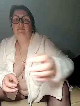 Fformesx online show from February 12, 11:06 pm