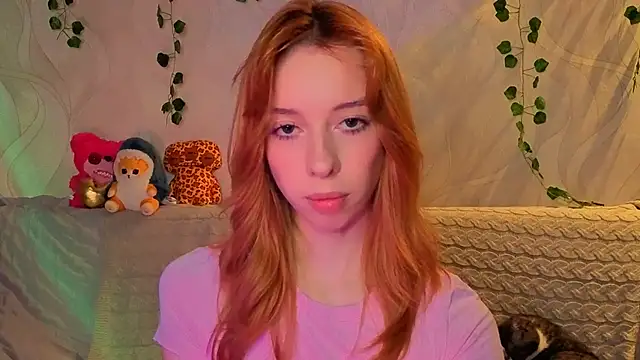 Lori Williams online show from April 21, 3:30 pm