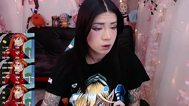 jadedelux  online show from October 8, 6:34 pm