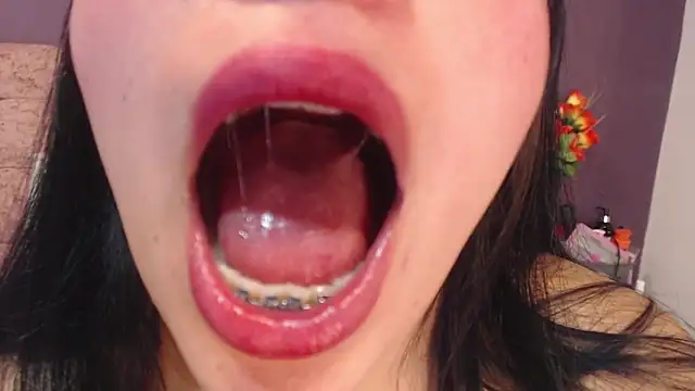 KateWelsin online show from March 4, 7:53 pm