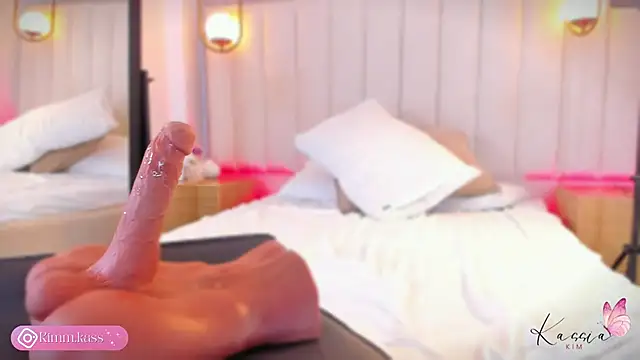 kassia kim online show from January 7, 9:34 am