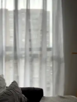 Sofi Leal online show from April 13, 1:01 pm