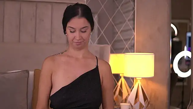 FrancescaDante online show from September 20, 6:34 am