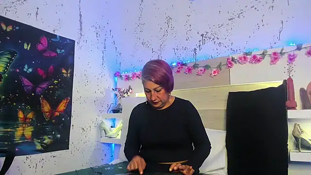 JaddeWalker online show from April 4, 11:20 am