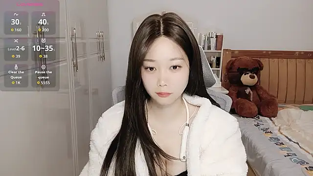 Xiaotantan-99 online show from October 28, 7:41 pm