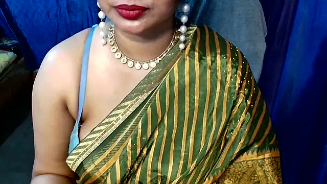 QUEEN SAKHI- online show from April 5, 3:55 pm