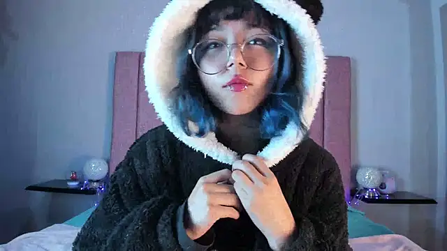 TerumiKitty online show from February 3, 12:10 am