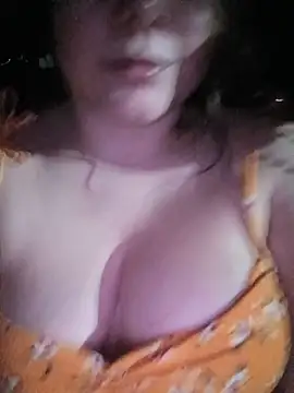Theredcorazon online show from June 2, 4:35 am