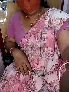 Jessi 25 online show from October 14, 6:10 pm