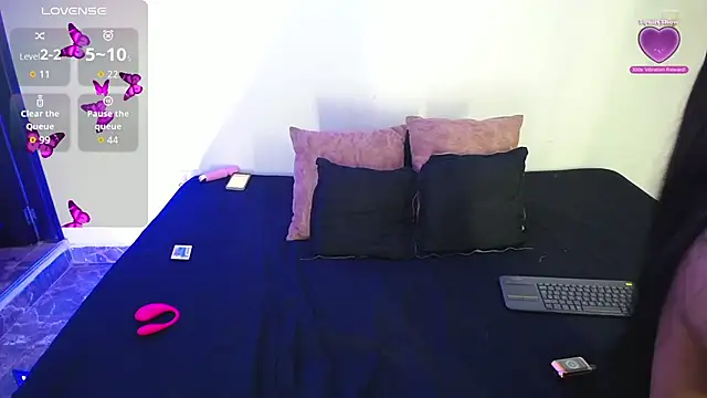 Dahiana Le online show from November 13, 6:29 pm