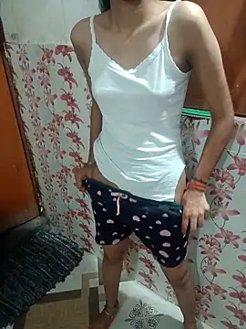 Meenaksi-singh online show from October 13, 6:43 pm