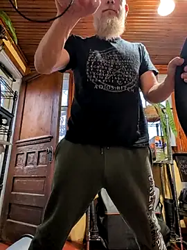 sizableunicorn7 online show from November 17, 10:21 pm