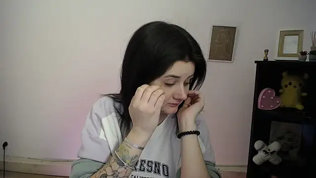 Katrin kiss  online show from March 25, 1:58 pm